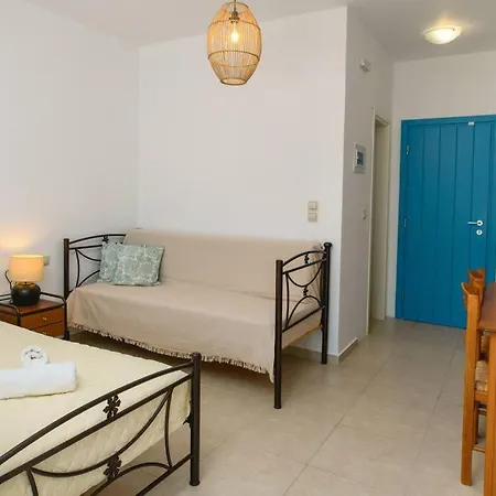 Levante Studios1 *